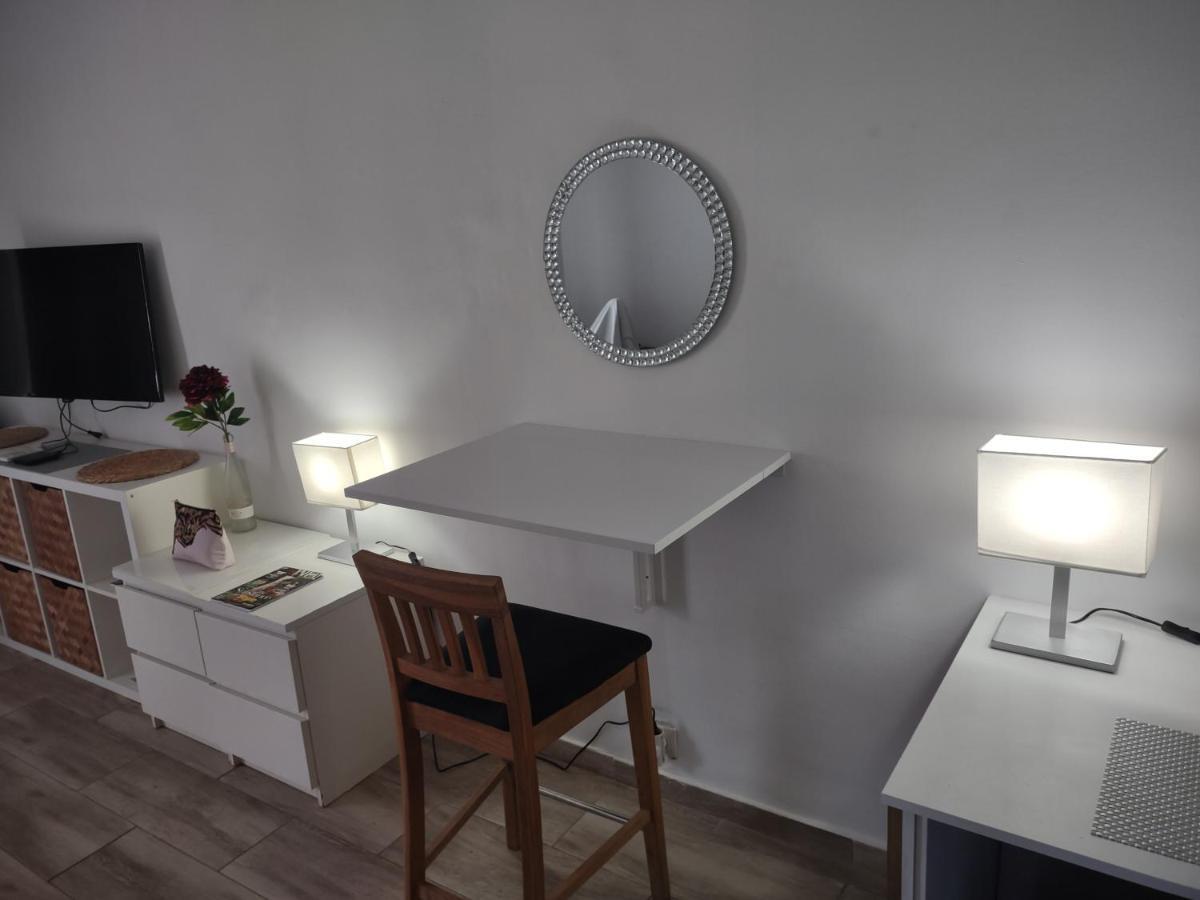Puerto Banus Apartment Near Beachfront, Sunny Terrace, Pool, Tennis Court, Parking And Movies Projector Marbella Exterior foto