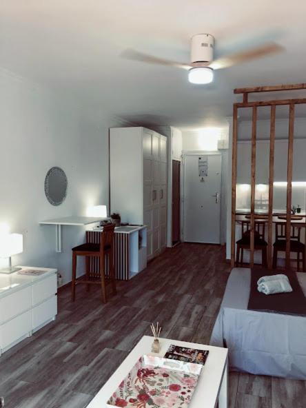 Puerto Banus Apartment Near Beachfront, Sunny Terrace, Pool, Tennis Court, Parking And Movies Projector Marbella Exterior foto